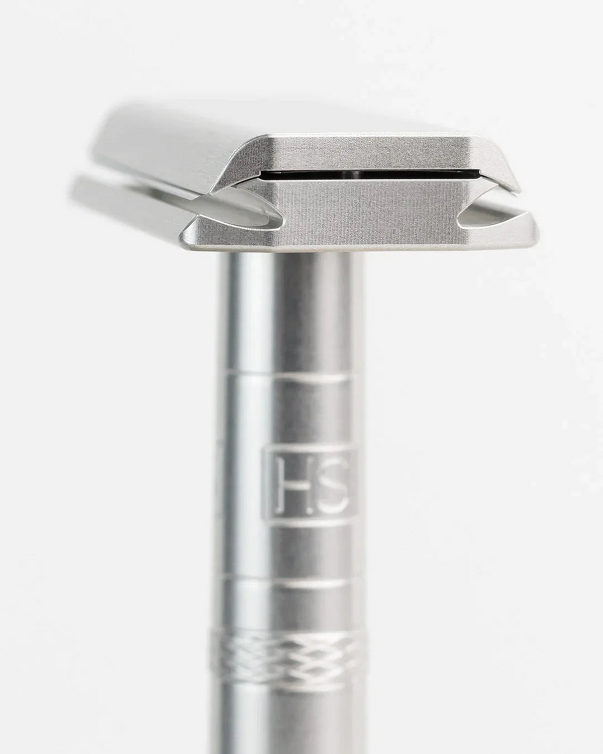 Al13 Razor Colors Henson AL13 Safety Razor - Aircraft Aluminium | Societe Men