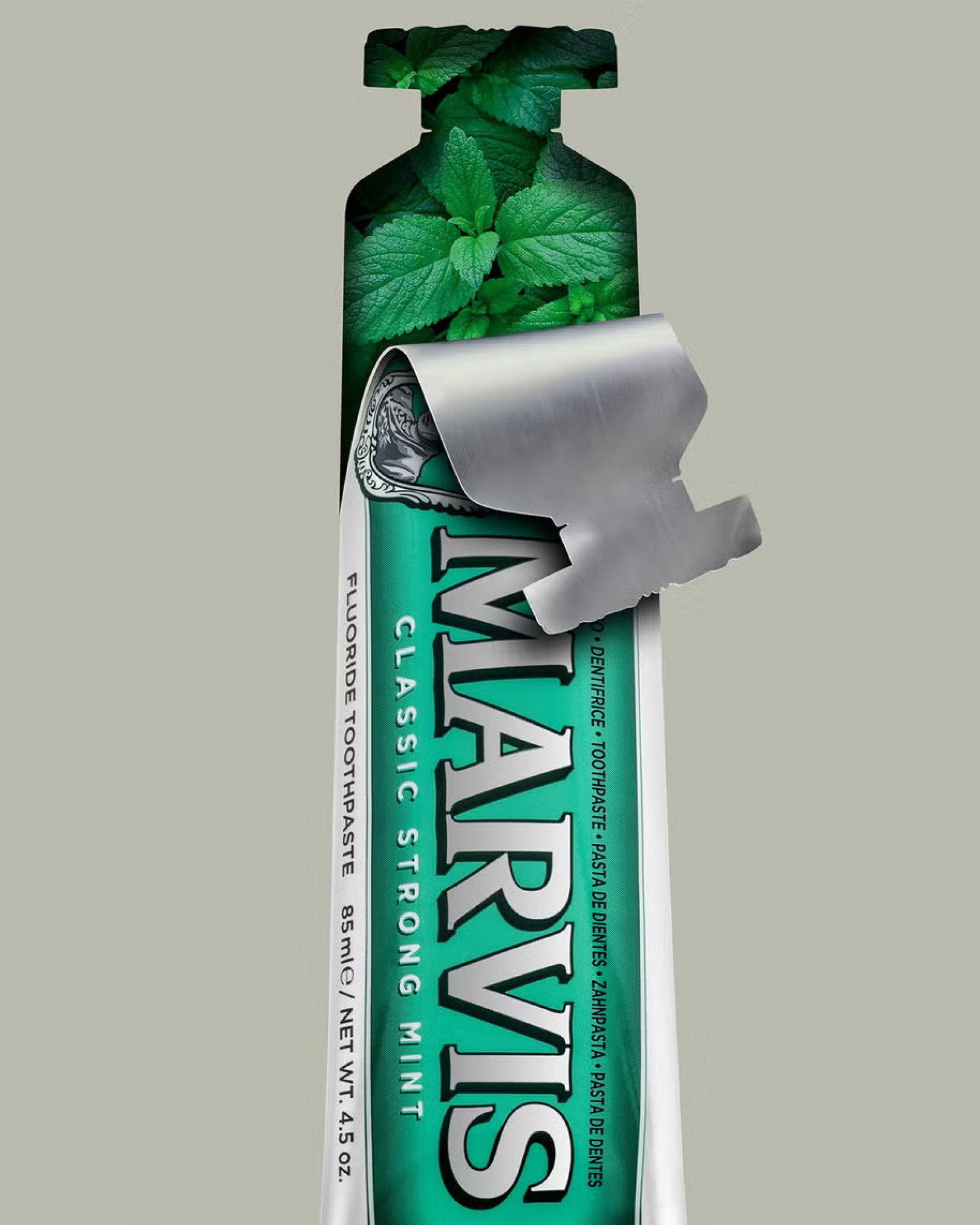 Classic Strong Mint Toothpaste